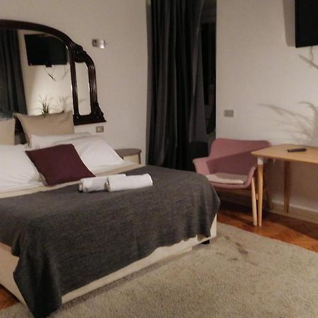 Lovely Apartments In City Centre "Third Floor, Without Elevator" Rom Eksteriør billede