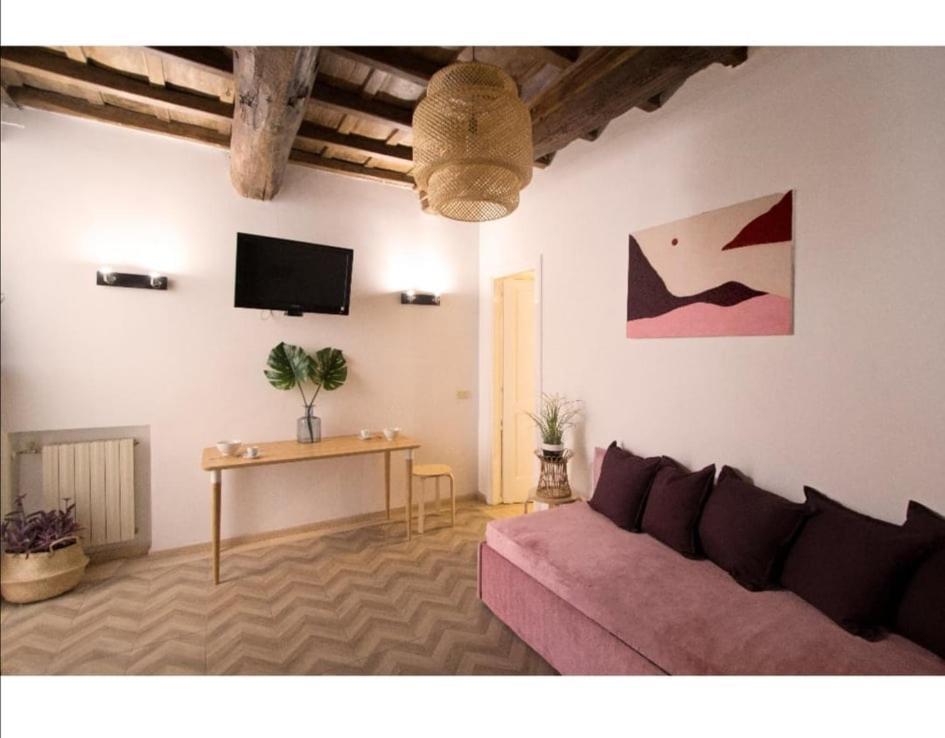 Lovely Apartments In City Centre "Third Floor, Without Elevator" Rom Eksteriør billede