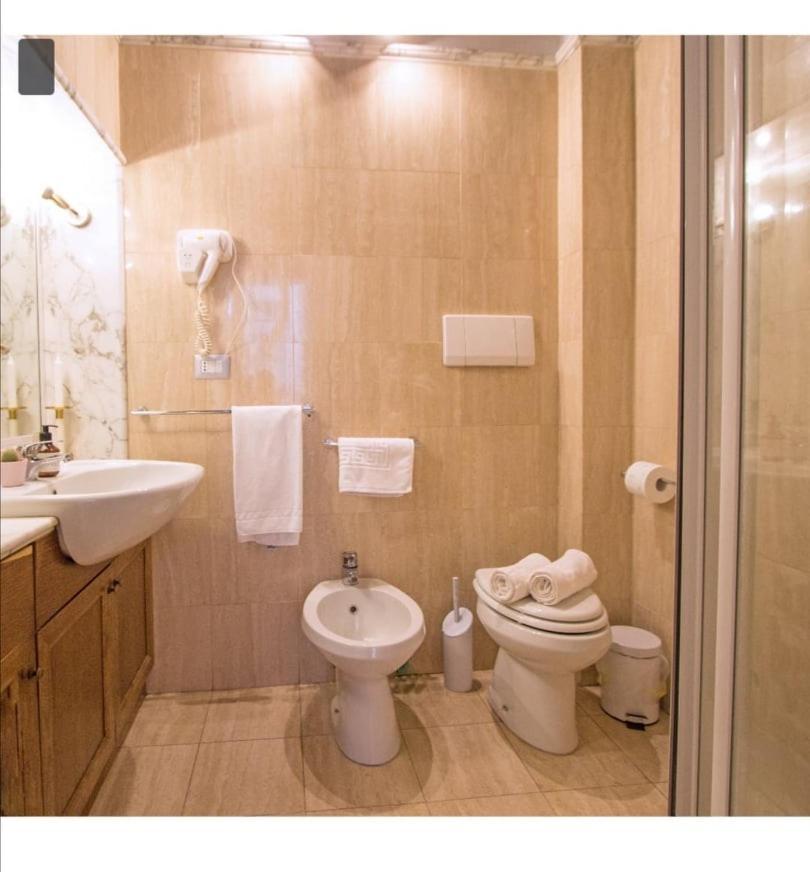 Lovely Apartments In City Centre "Third Floor, Without Elevator" Rom Eksteriør billede