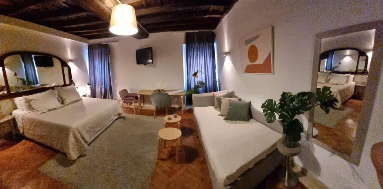 Lovely Apartments In City Centre "Third Floor, Without Elevator" Rom Eksteriør billede