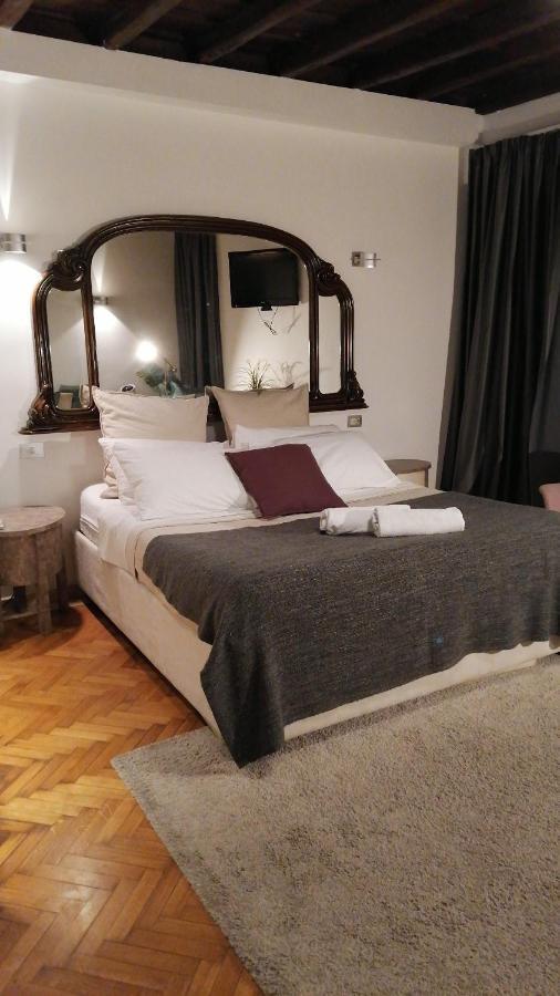 Lovely Apartments In City Centre "Third Floor, Without Elevator" Rom Eksteriør billede